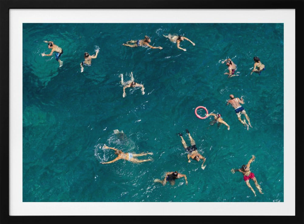 Schwimmen im blauen Wasser | Poster