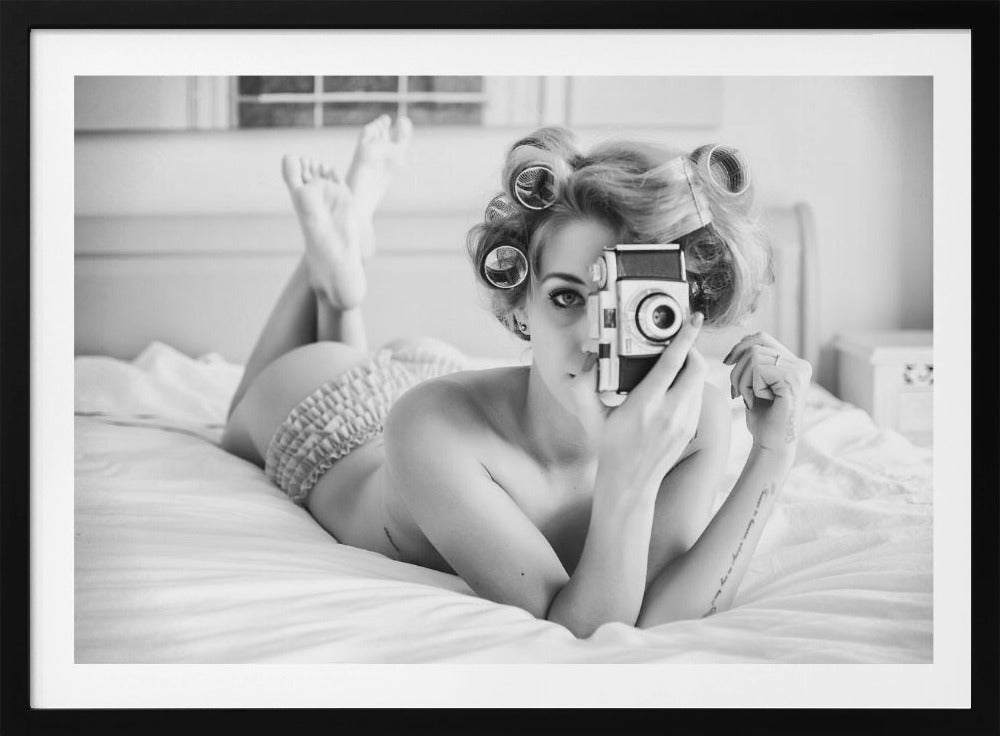 A chick, a click, and a curl | Poster