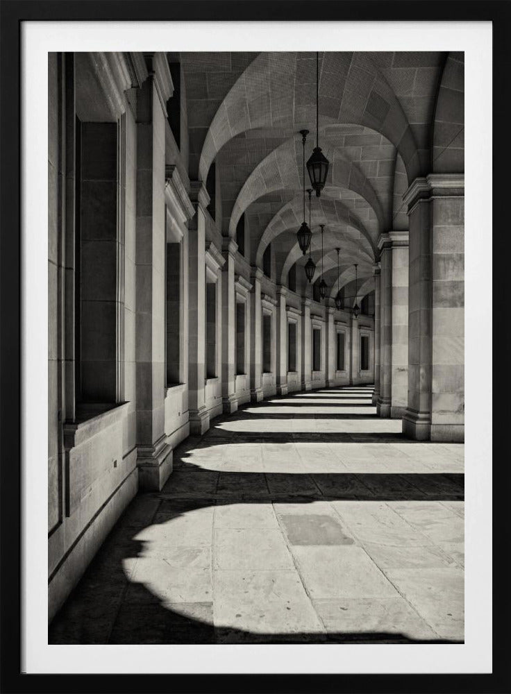 Gebogener Korridor | Poster