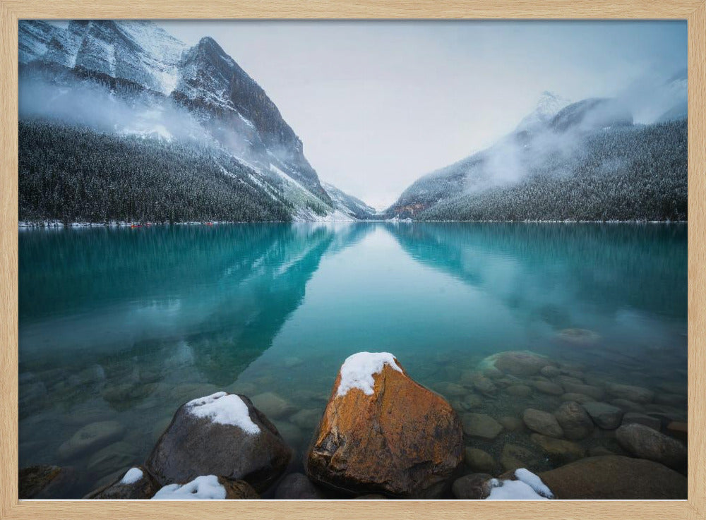 Nebliger Lake Louise | Poster