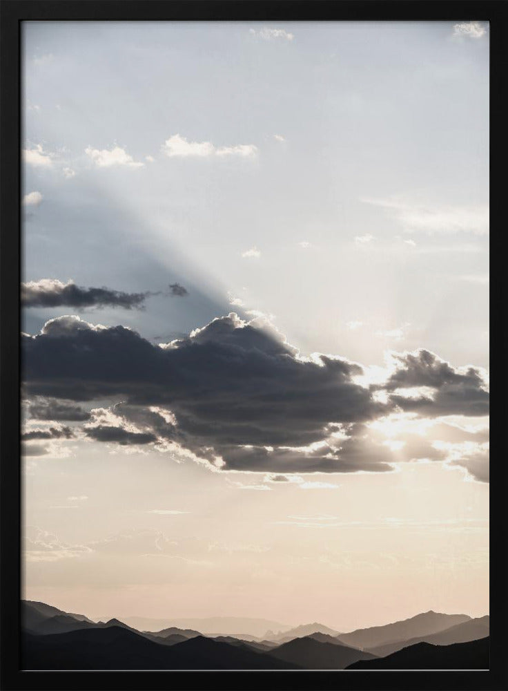 Berglandschaft mit dramatischen Wolken | Poster