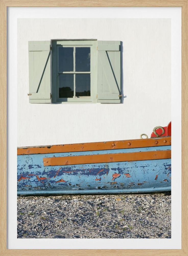 Pastellfarbenes Fenster mit Fensterläden | Poster