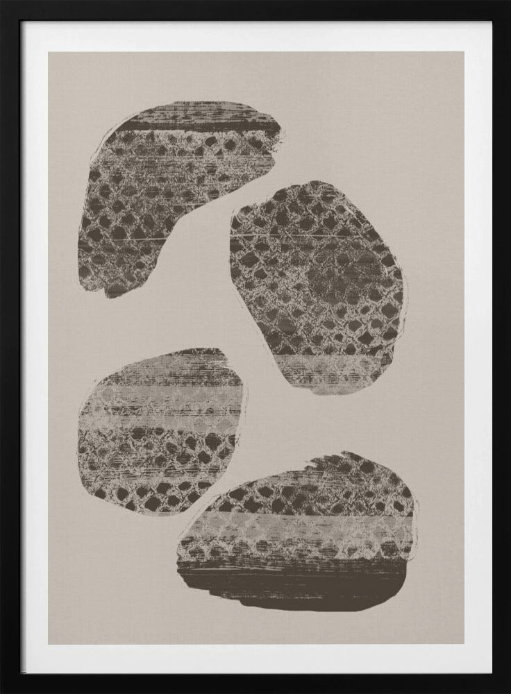 Stonescape – Abstrakte organische Formen in Taupe und Braun | Poster
