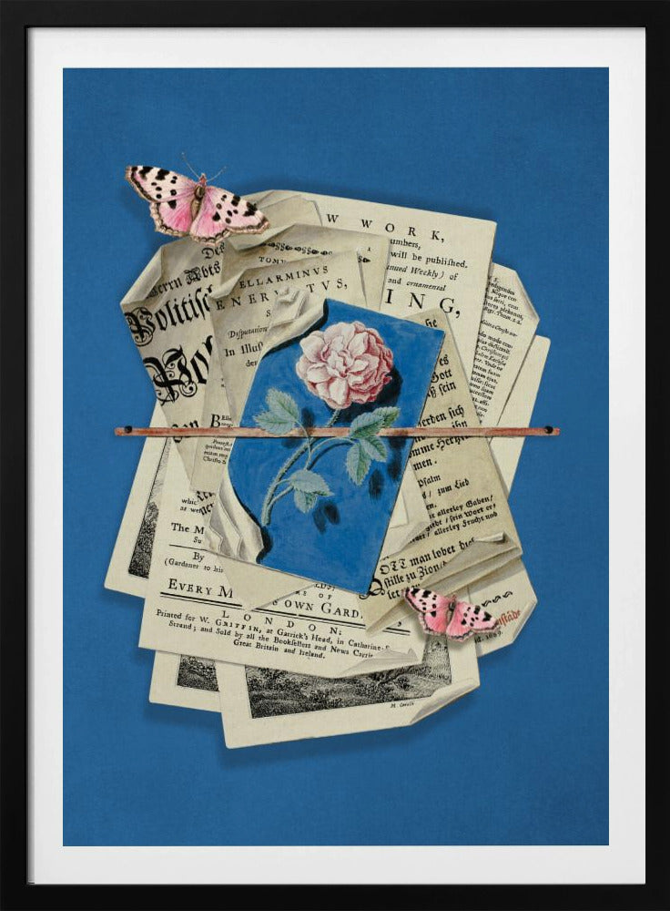 Rosa Rose umgeben von Vintage-Papier | Poster
