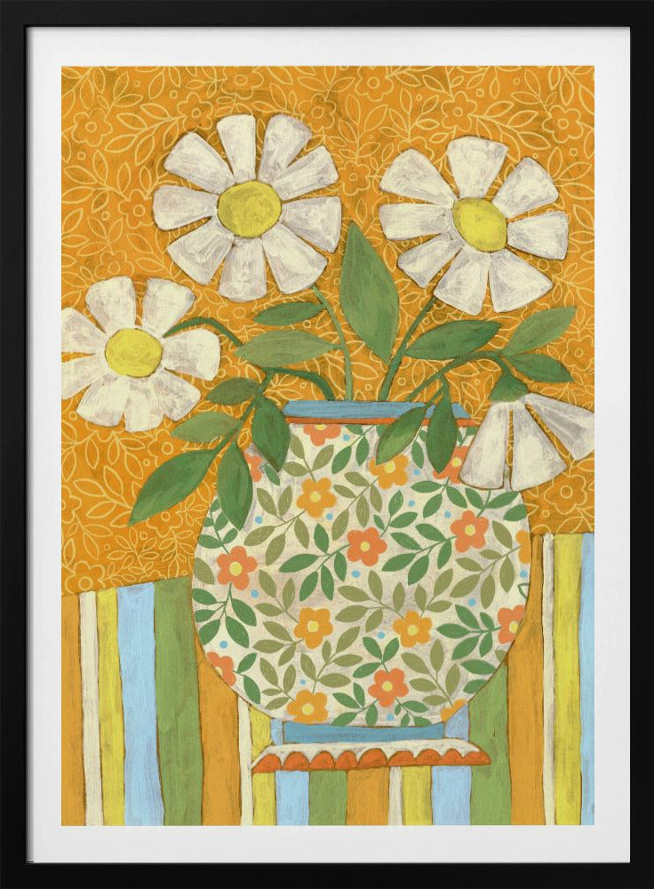 Weiße Gänseblümchen in einer gemusterten Vase | Poster