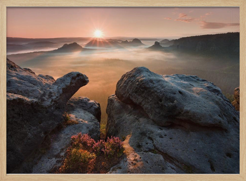 Sonnenaufgang auf den Felsen | Poster