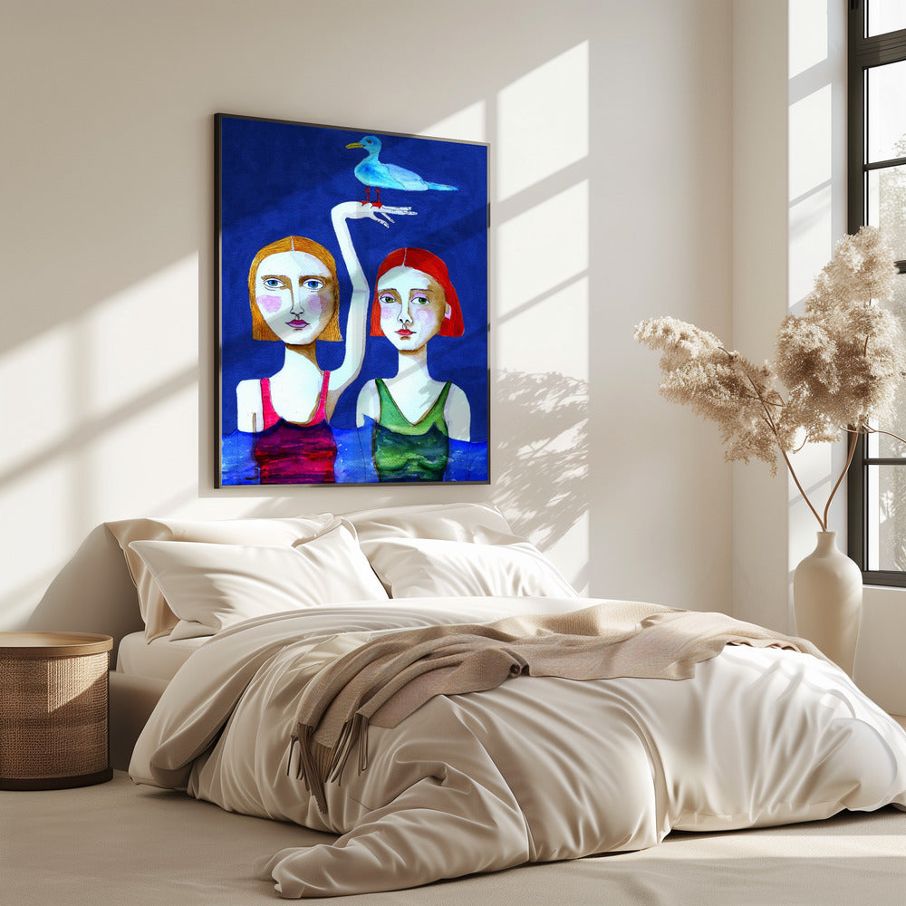 Schwimmende Damen mit blauem Vogel | Poster
