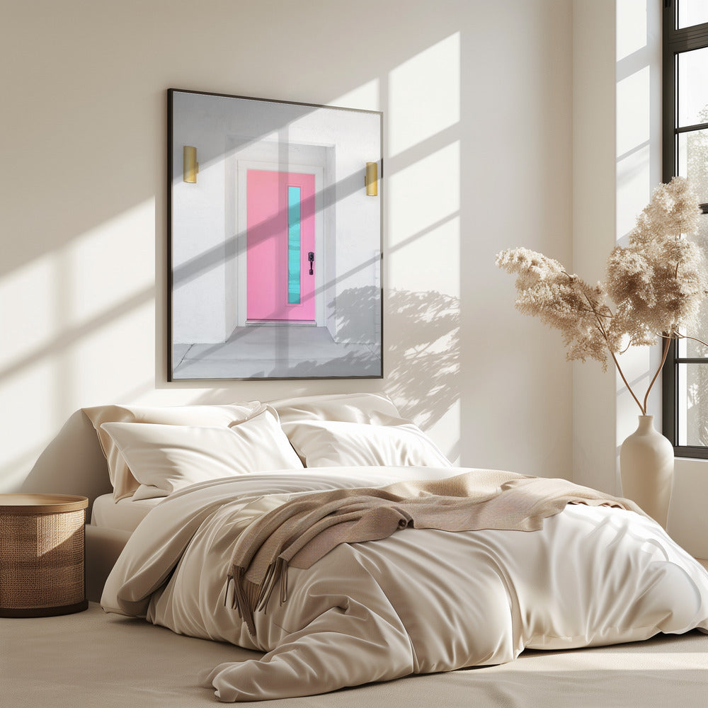 Rosa Tür mit blauem Fenster | Poster