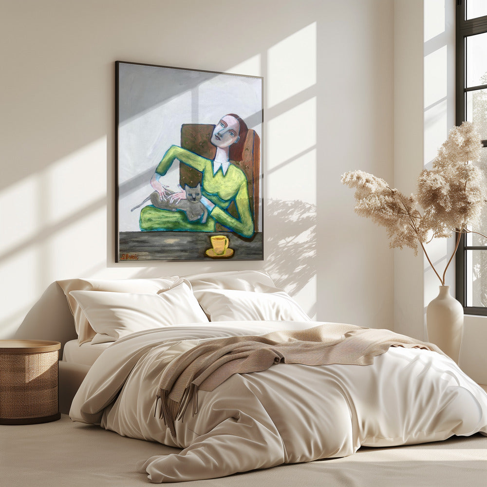 Dame kitzelt graue Katze im Stuhl | Poster