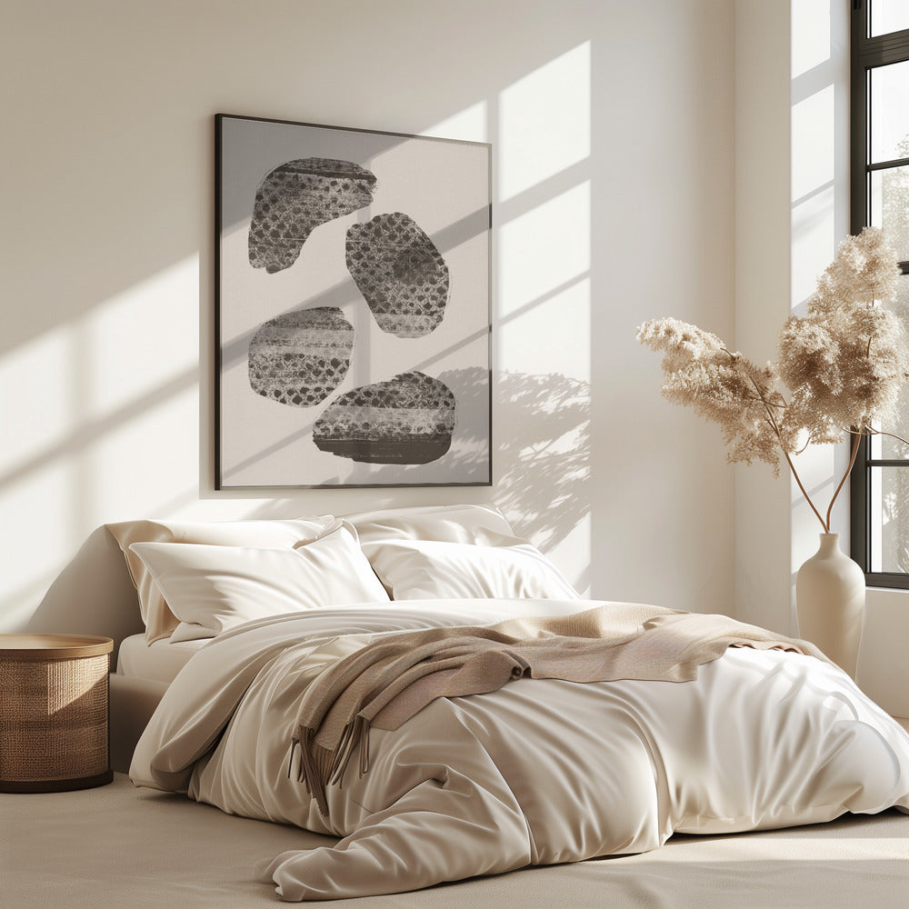 Stonescape – Abstrakte organische Formen in Taupe und Braun | Poster