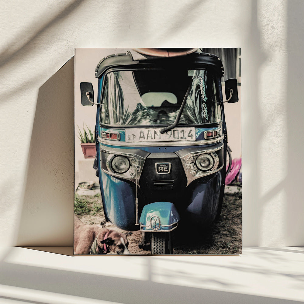 Urban Tuk-Tuk Tale | Leinwand