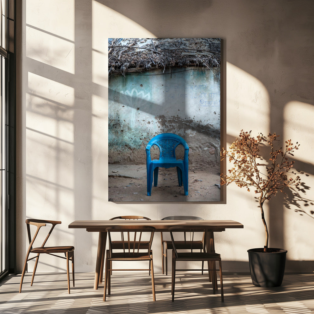 Einsamer blauer Stuhl | Leinwand