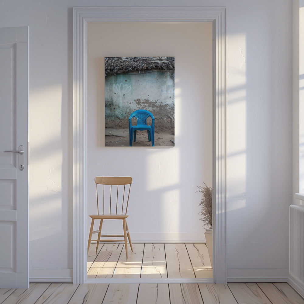Einsamer blauer Stuhl | Leinwand