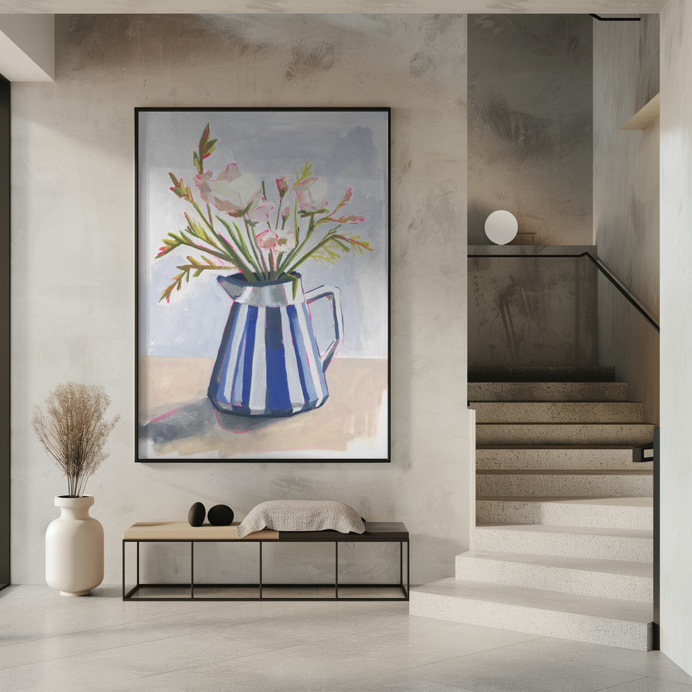 Frische Blumen in einer gestreiften Vase I | Poster