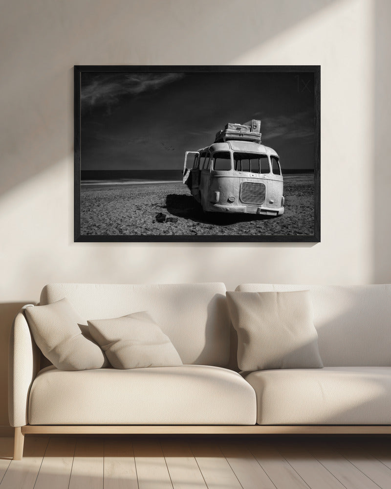 Gestrandeter Bus | Leinwand