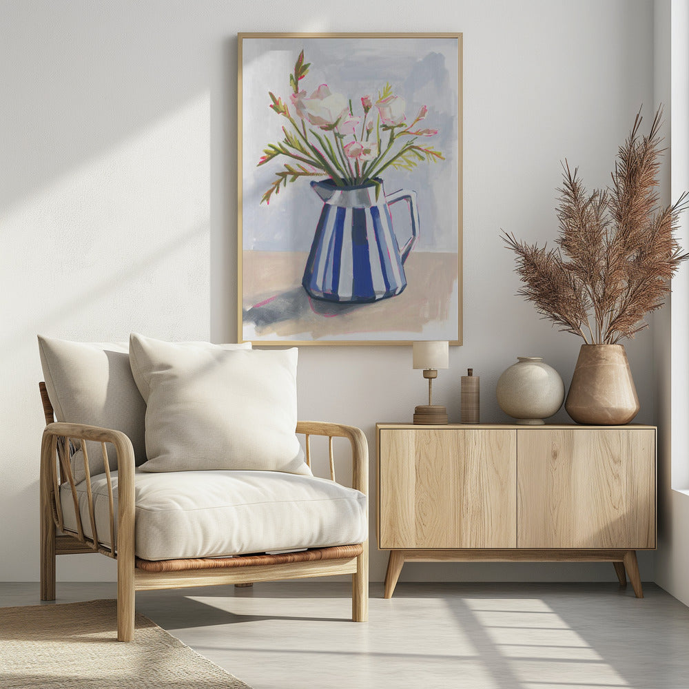 Frische Blumen in einer gestreiften Vase I | Poster