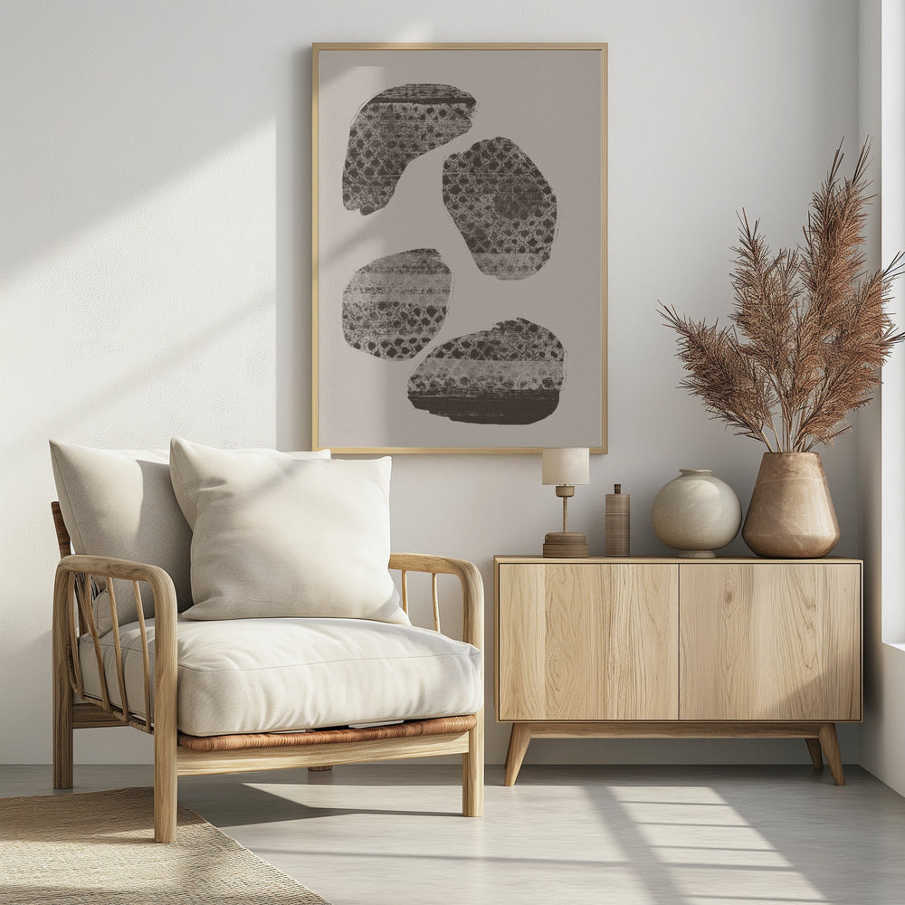 Stonescape – Abstrakte organische Formen in Taupe und Braun | Poster