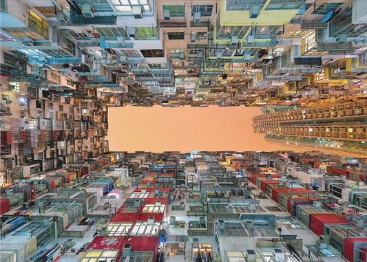 Überfüllte Räume | Leinwand