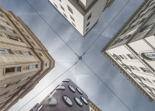 Wo Straßen den Himmel treffen | Leinwand