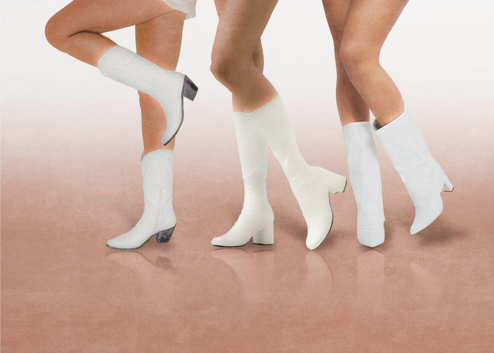 Boots in Motion | Leinwand