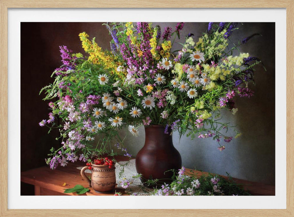 Stillleben mit Wildblumen und Beeren | Poster