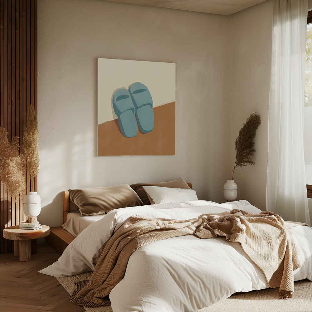 Blaue Hausschuhe auf braun-beigem Hintergrund | Leinwand
