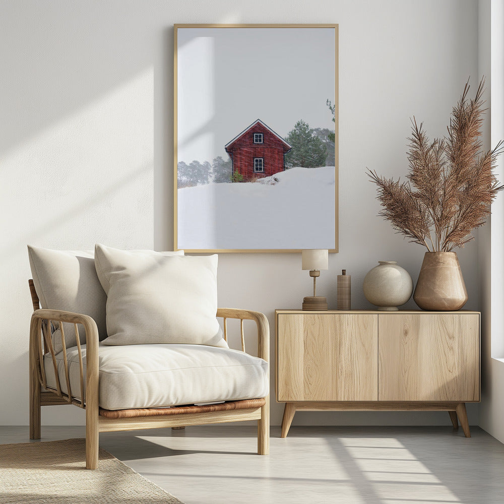 Altes rotes Haus während eines Schneesturms | Poster