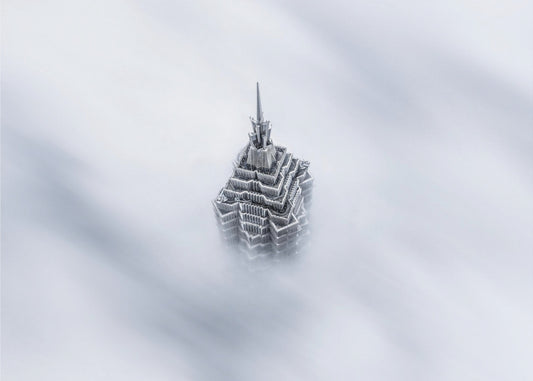 Shanghai Jinmao Tower in Wolken | Hintergrundbild