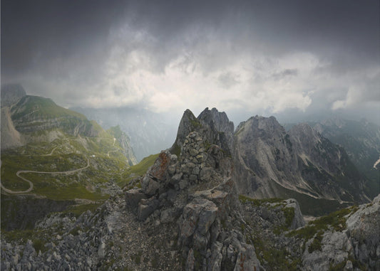 Bizarres Bergpanorama | Leinwand