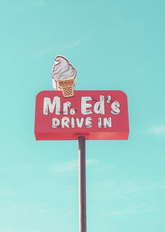 Mr. Ed's Drive-In-Vintage-Schild in Urbana, Missouri, USA | Poster